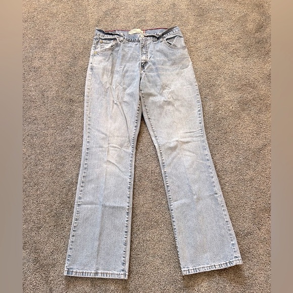 Levi’s 550 Light Wash, Relaxed Bootcut Jeans - Picture 1 of 10
